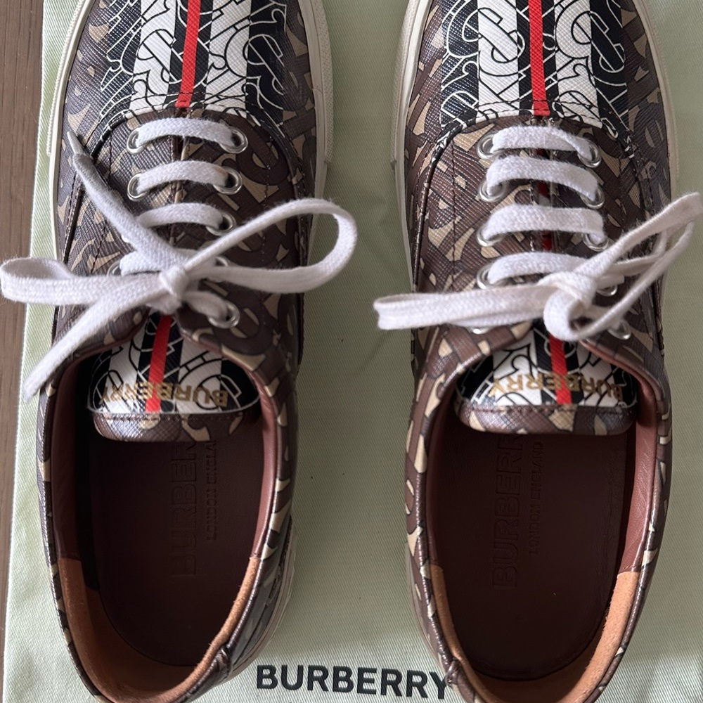 Burberry TB monogram sneakers, IT size 40